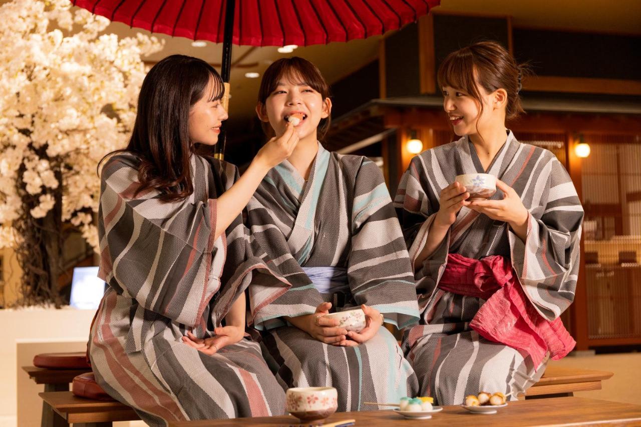 Hotel Yamanakaonsen Ohanami Kyubei Kaga  Esterno foto