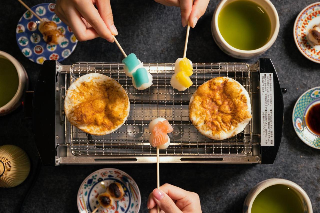 Hotel Yamanakaonsen Ohanami Kyubei Kaga  Esterno foto