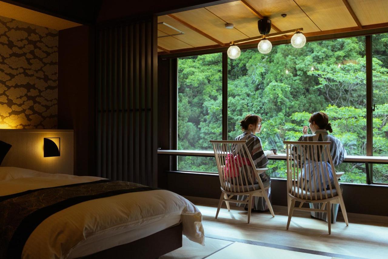 Hotel Yamanakaonsen Ohanami Kyubei Kaga  Esterno foto