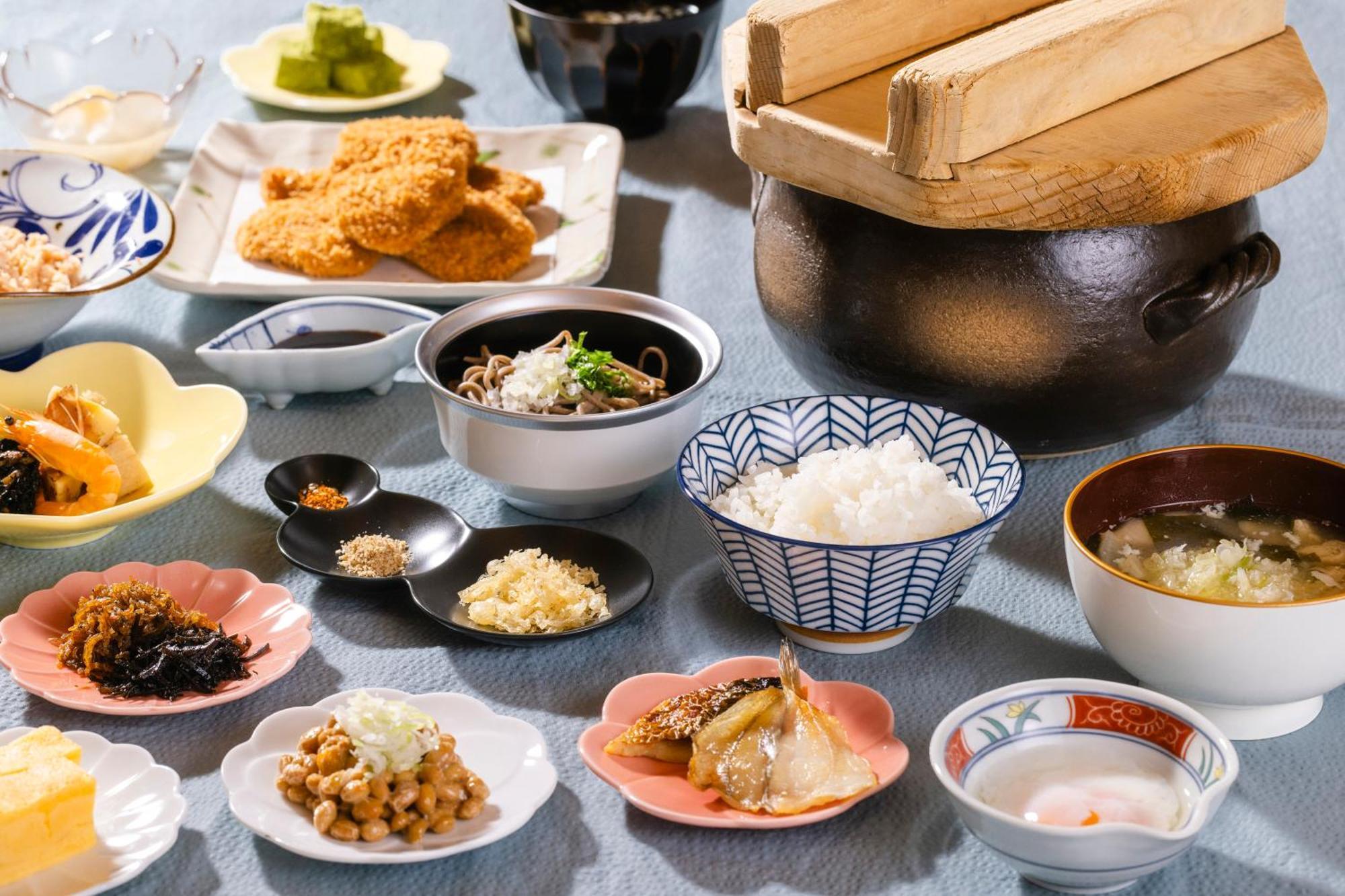 Hotel Yamanakaonsen Ohanami Kyubei Kaga  Esterno foto