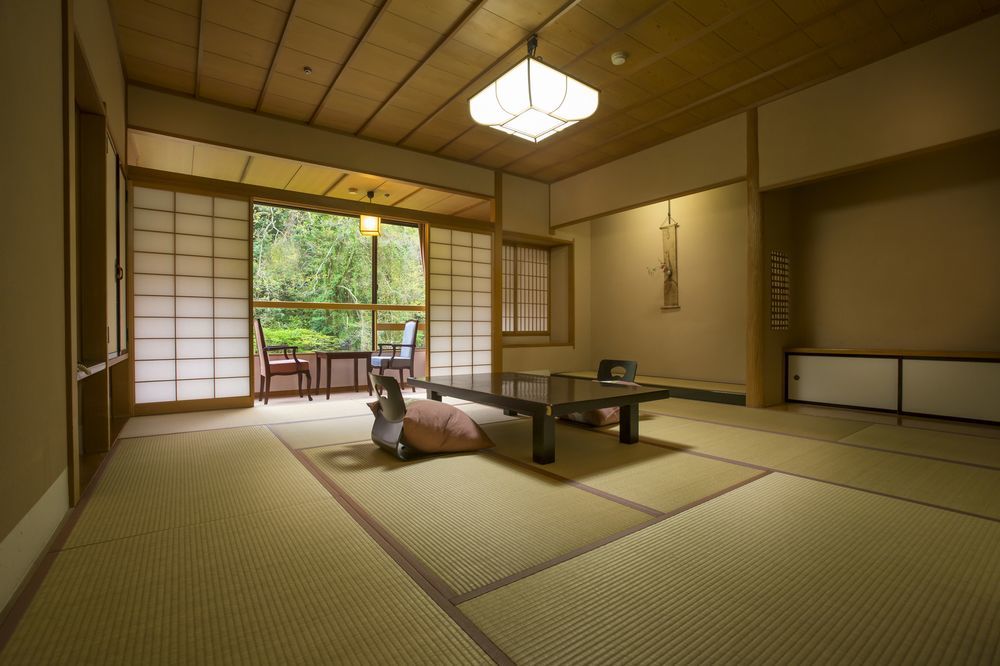 Hotel Yamanakaonsen Ohanami Kyubei Kaga  Esterno foto