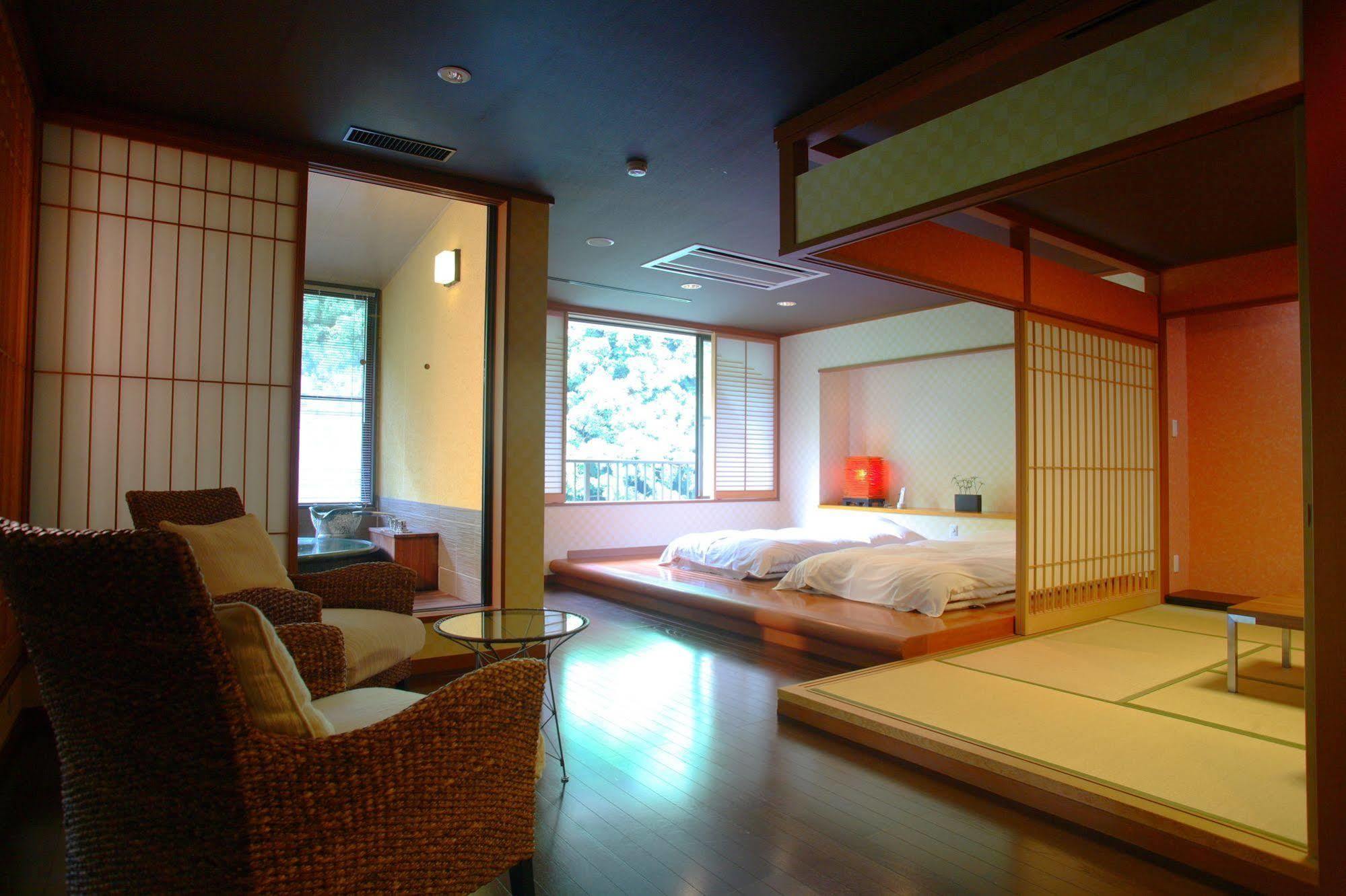 Yamanakaonsen Ohanami Kyubei Kaga  Esterno foto